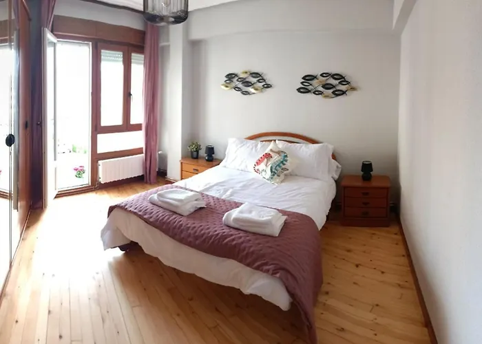 El Sol Y La Mar Colindres